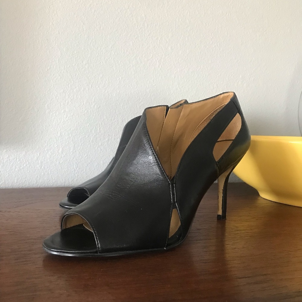 Nine West Shoes: black leather open toe w/side zip